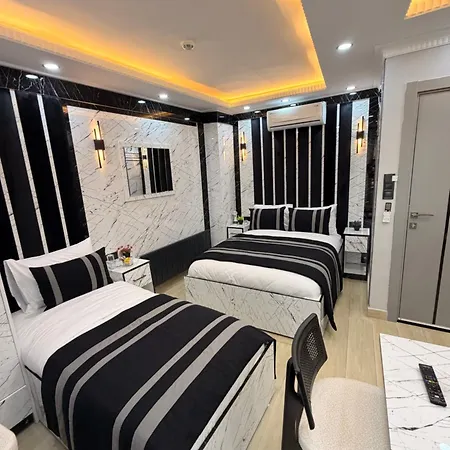 فندق Taksim Larissa House