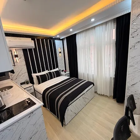 Taksim Larissa House فندق *