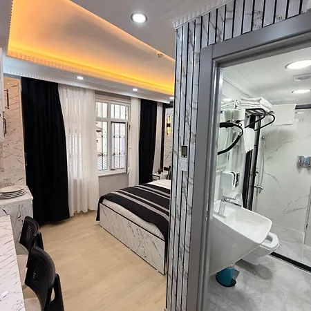 Taksim Larissa House Hotel *